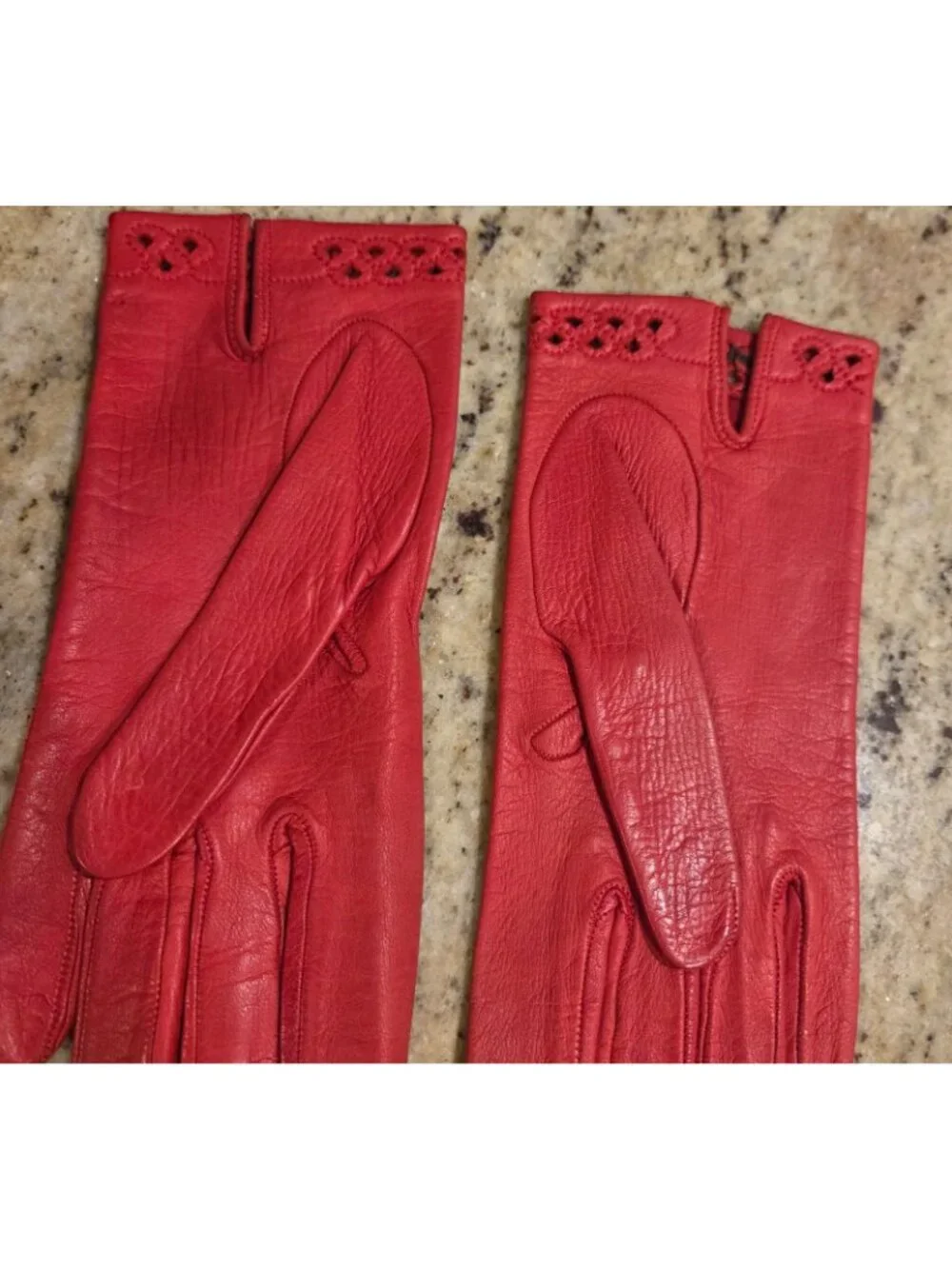 Vintage Womens Size M Red Soft Leather Formal Gloves Eyelet Wrist Italy